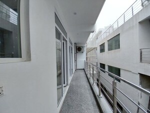 Building Lobby in  Pg at Sector 46 – for Rent