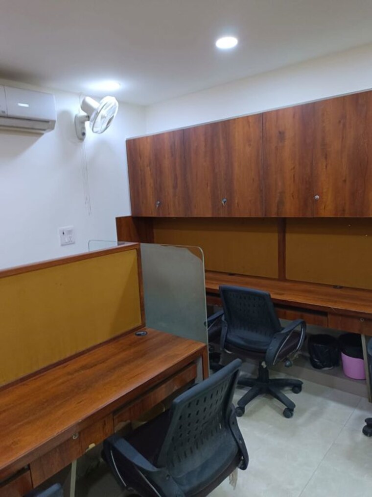 Kitchen, netaji subhash place Commercial Office Space 850 Sq.Ft. In Netaji Subhash Place Delhi 10528218