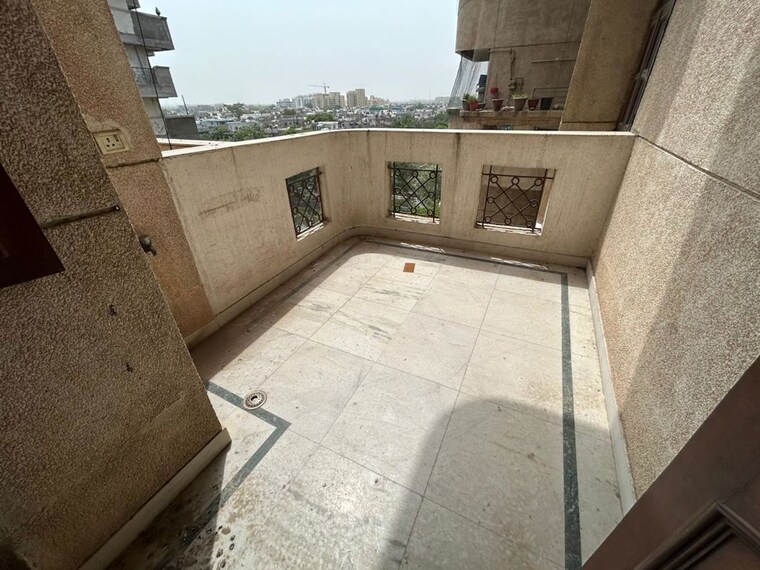 Kitchen, sector 12 dwarka 3 Bedroom 2000 Sq.Ft. Apartment In Sector 12 Dwarka Delhi 10528214