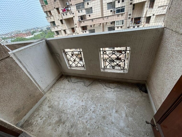 Balcony, sector 12 dwarka 3 Bedroom 2000 Sq.Ft. Apartment In Sector 12 Dwarka Delhi 10528214