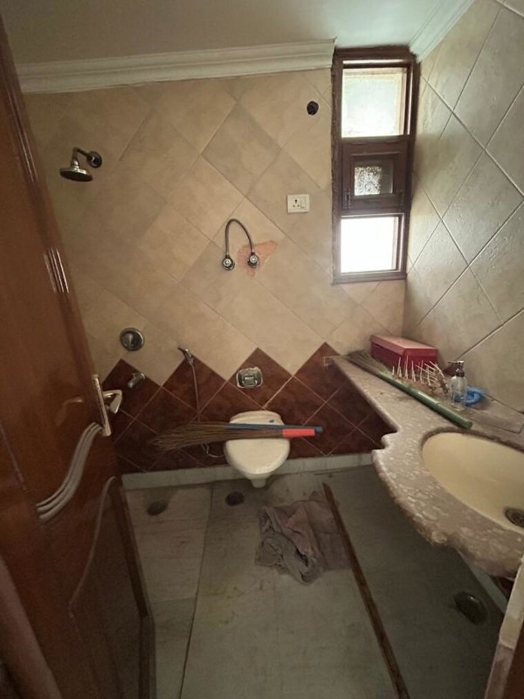 Team Area, sector 12 dwarka 3 Bedroom 2000 Sq.Ft. Apartment In Sector 12 Dwarka Delhi 10528214
