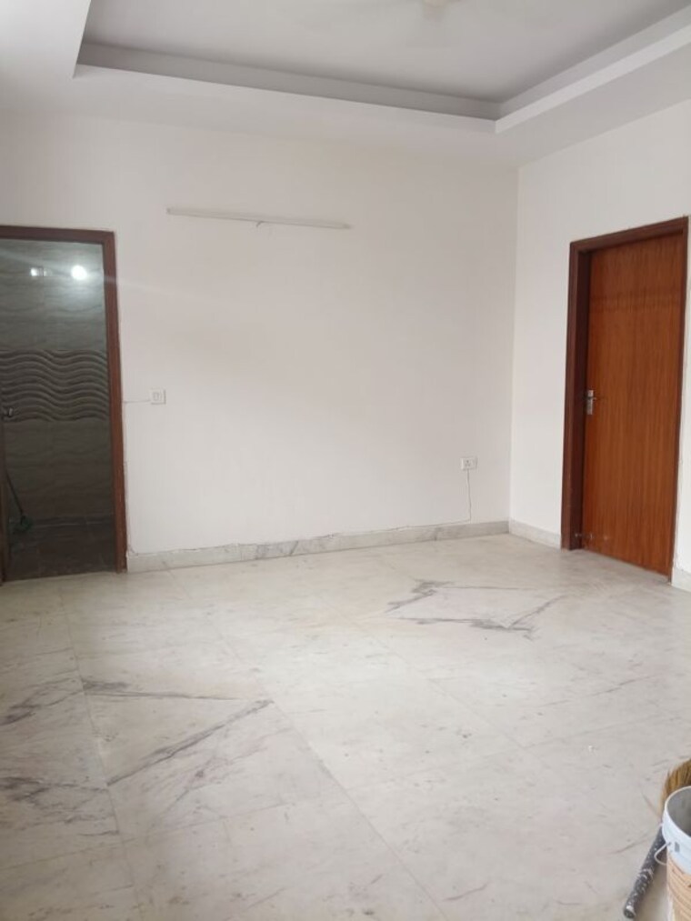 Room, sector 43 2 Bedroom 1200 Sq.Ft. Builder Floor In Sector 43 Gurgaon 10528241