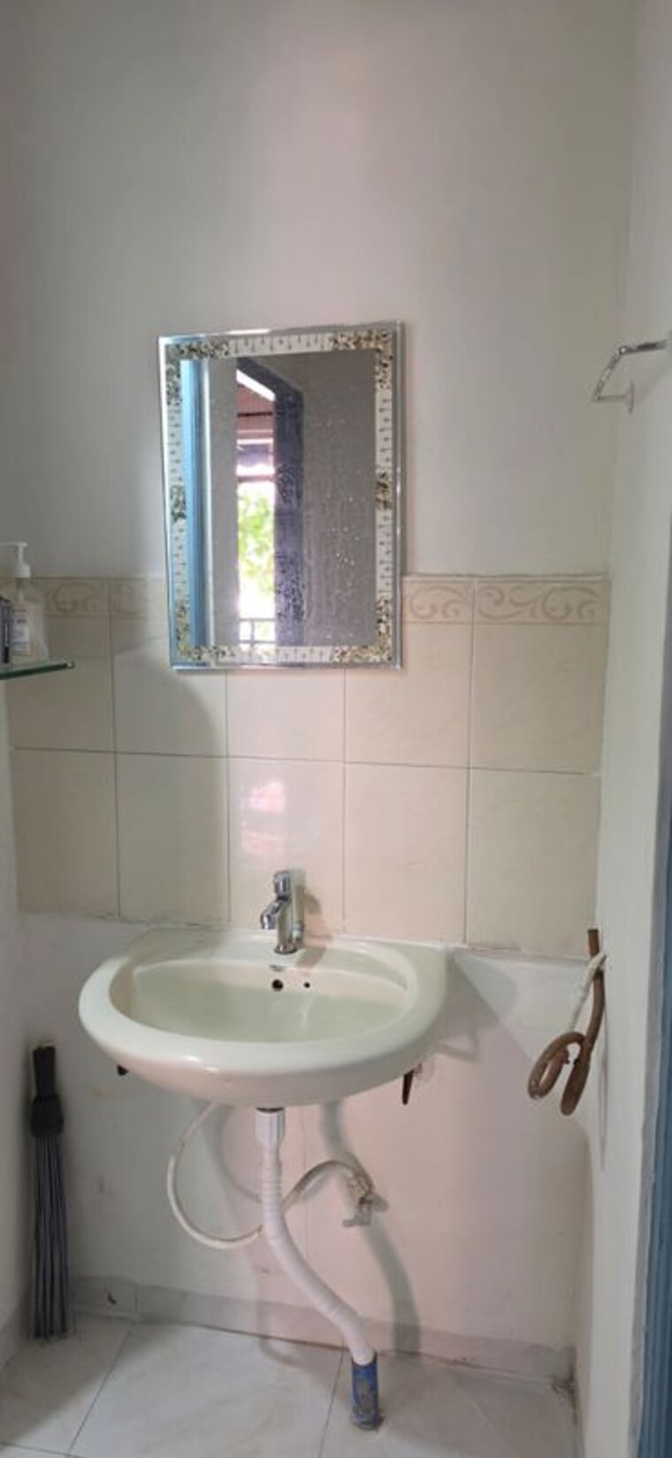 Bathroom, gulmohar-elegance 1 Bedroom 600 Sq.Ft. Apartment In Viman Nagar Pune 10528234