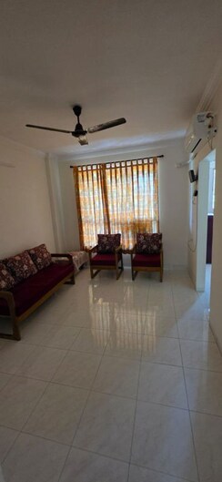 1 BHK + Prayer Room Apartment For Rent in Gulmohar Elegance