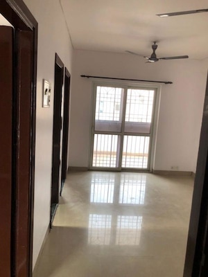 Room in 4 BHK Builder Floor at BPTP Park Elite Floors, Sector 85 – for Sale