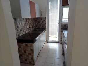 Bathroom in 2 BHK Apartment at Mapsko Paradise, Sector 83 – for Rent