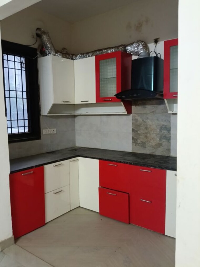 Kitchen, sector 43 2 Bedroom 1400 Sq.Ft. Builder Floor In Sector 43 Gurgaon 10528297