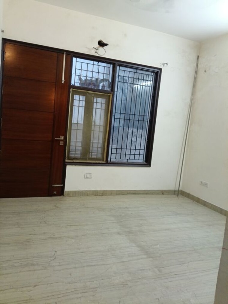 Room, sector 43 2 Bedroom 1400 Sq.Ft. Builder Floor In Sector 43 Gurgaon 10528297