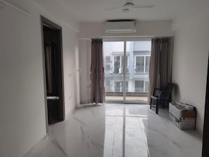 Building Lobby in 3.5 BHK Apartment at M3M Soulitude, Sector 89 – for Rent