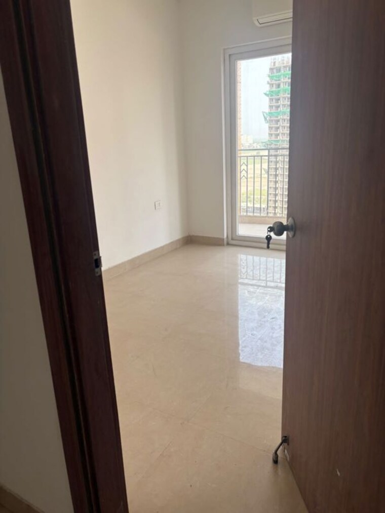 Room, amrapali-riverview 2 Bedroom 920 Sq.Ft. Apartment In Amrapali Leisure Valley Greater Noida 10528324