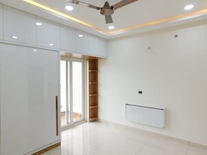 Room in 3 BHK Apartment at Sumadhura The Olympus, Nanakramguda – for Rent
