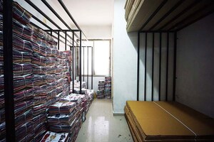Staircase in  Shop at Asarwa – for Sale