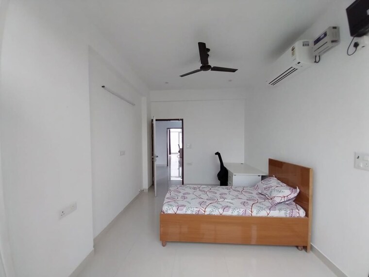 Bedroom, sector 46 Pg For Girls In Sector 46 10528366