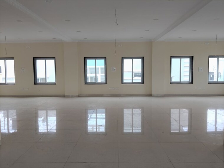 Room, madhapur Commercial Office Space 12000 Sq.Ft. In Madhapur Hyderabad 10528344