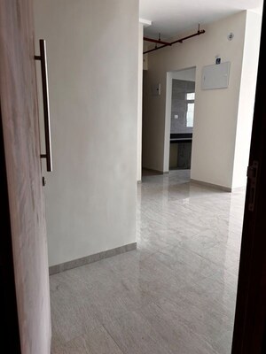 Room in 2 BHK Apartment at Sheth Auris Serenity Tower 3, Malad West – for Rent