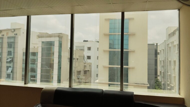 Room, madhapur Commercial Office Space 1800 Sq.Ft. In Madhapur Hyderabad 10528383