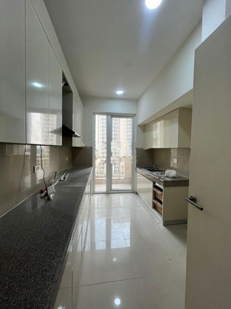 undefined, emaar-palm-hills 3.5 Bedroom 3100 Sq.Ft. Apartment In Sector 77 Gurgaon 10528400