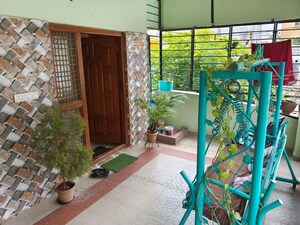 Bedroom in 6 BHK Independent House at Thambuchetty Palya – for Sale