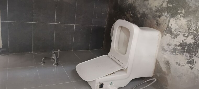 Bathroom, gls-avenue-81 2.5 Bedroom 629 Sq.Ft. Apartment In Sector 81 Gurgaon 10528414