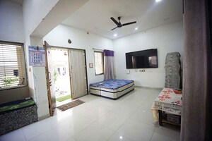 Bedroom in 4 BHK Independent House at Ghodasar – for Sale