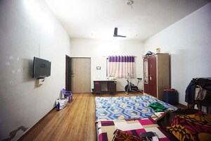 Bedroom in 4 BHK Independent House at Ghodasar – for Sale