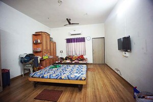 Bedroom in 4 BHK Independent House at Ghodasar – for Sale