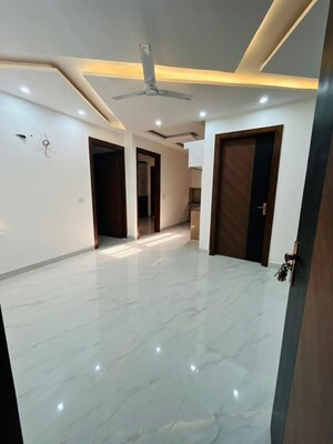 Room in 3 BHK Builder Floor at Chattarpur – for Sale