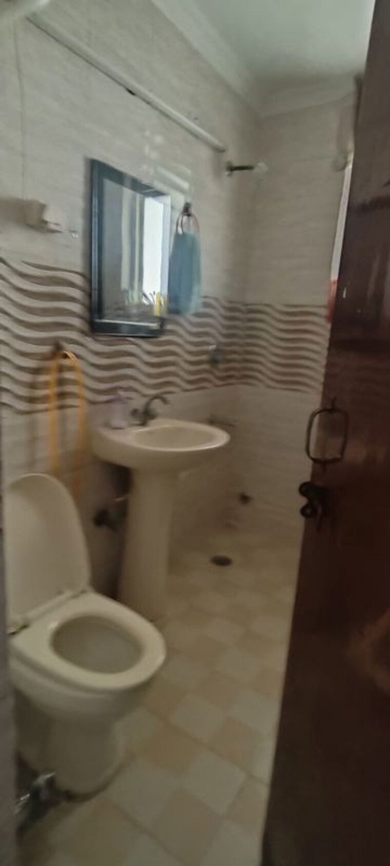 Bathroom, sector 10 dwarka 3 Bedroom 2000 Sq.Ft. Apartment In Sector 10 Dwarka Delhi 10528513