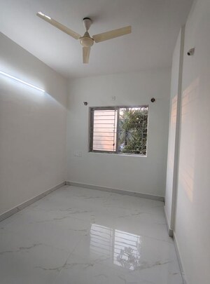 Room in 1 BHK Builder Floor at Hsr Layout Sector 3 – for Rent