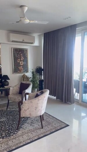 Living Room in 4 BHK Apartment at DLF The Belaire, Sector 54 – for Sale
