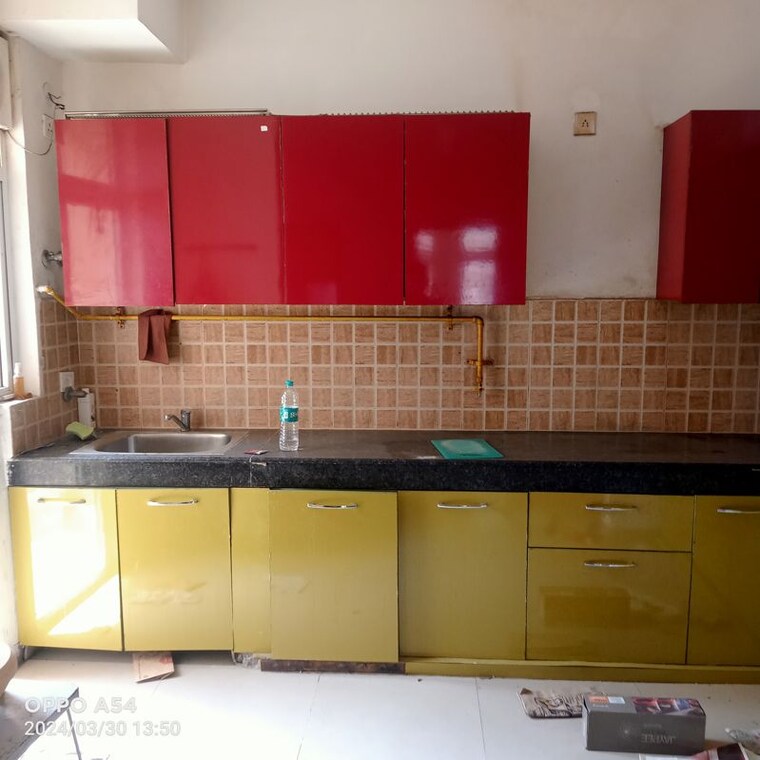 Kitchen, galaxy-north-avenue-ll 2.5 Bedroom 1110 Sq.Ft. Apartment In Gaur City 2 Greater Noida 10528583