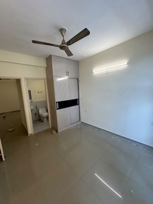 2 BHK Apartment For Rent in Pyramid Urban Homes 3, Sector 67a