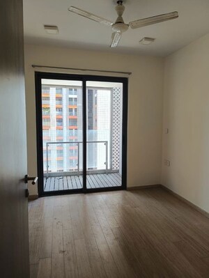 Room in 2 BHK Apartment at Lodha New Cuffe Parade, Wadala – for Rent