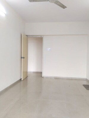 Room in 3 BHK Apartment at Sai Chaturbhuj Apartment, Kharghar – for Sale