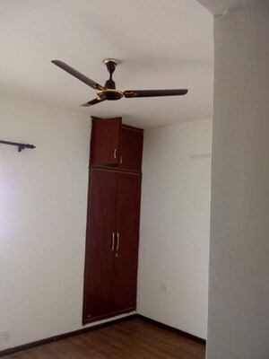 Furnished Amenities in 3 BHK Builder Floor at BPTP Park Elite Floors, Sector 85 – for Sale