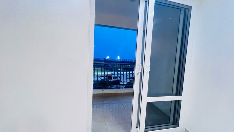 Balcony, sector 19b dwarka 3 Bedroom 2000 Sq.Ft. Apartment In Sector 19b Dwarka Delhi 10528681