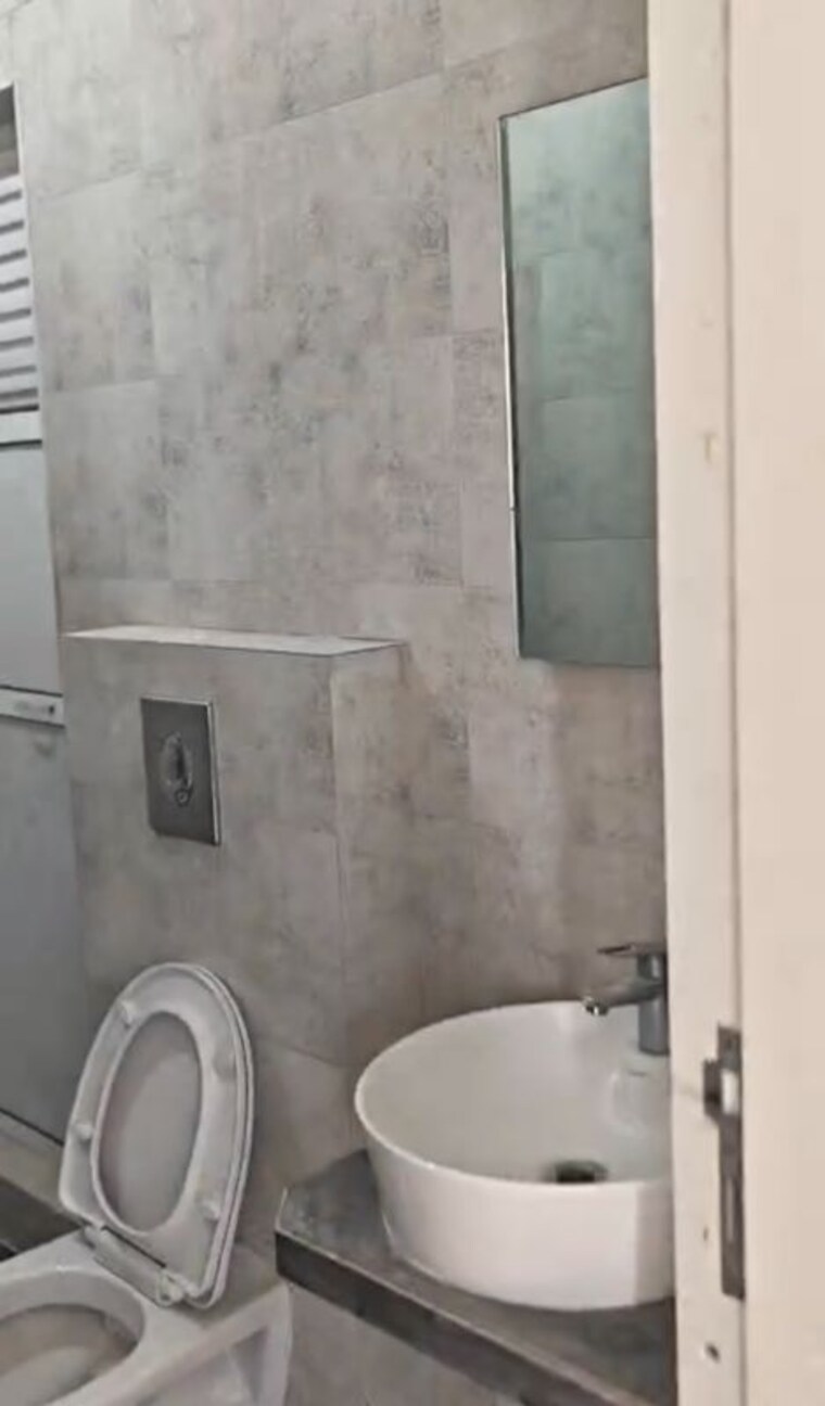 Bathroom, rosa-manhattan 2 Bedroom 950 Sq.Ft. Apartment In Ghodbunder Road Thane 10528700