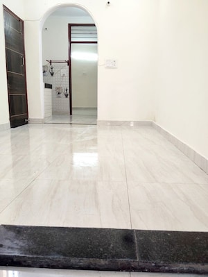 Living Room in 1 BHK Independent House at New Colony – for Rent
