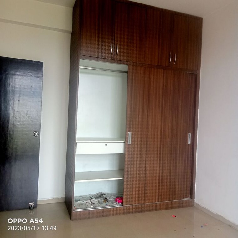 Room, galaxy-north-avenue-ll 3 Bedroom 1470 Sq.Ft. Apartment In Gaur City 2 Greater Noida 10528707