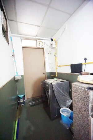 Team Area in 3 BHK Apartment at Vaishnodevi Circle – for Sale