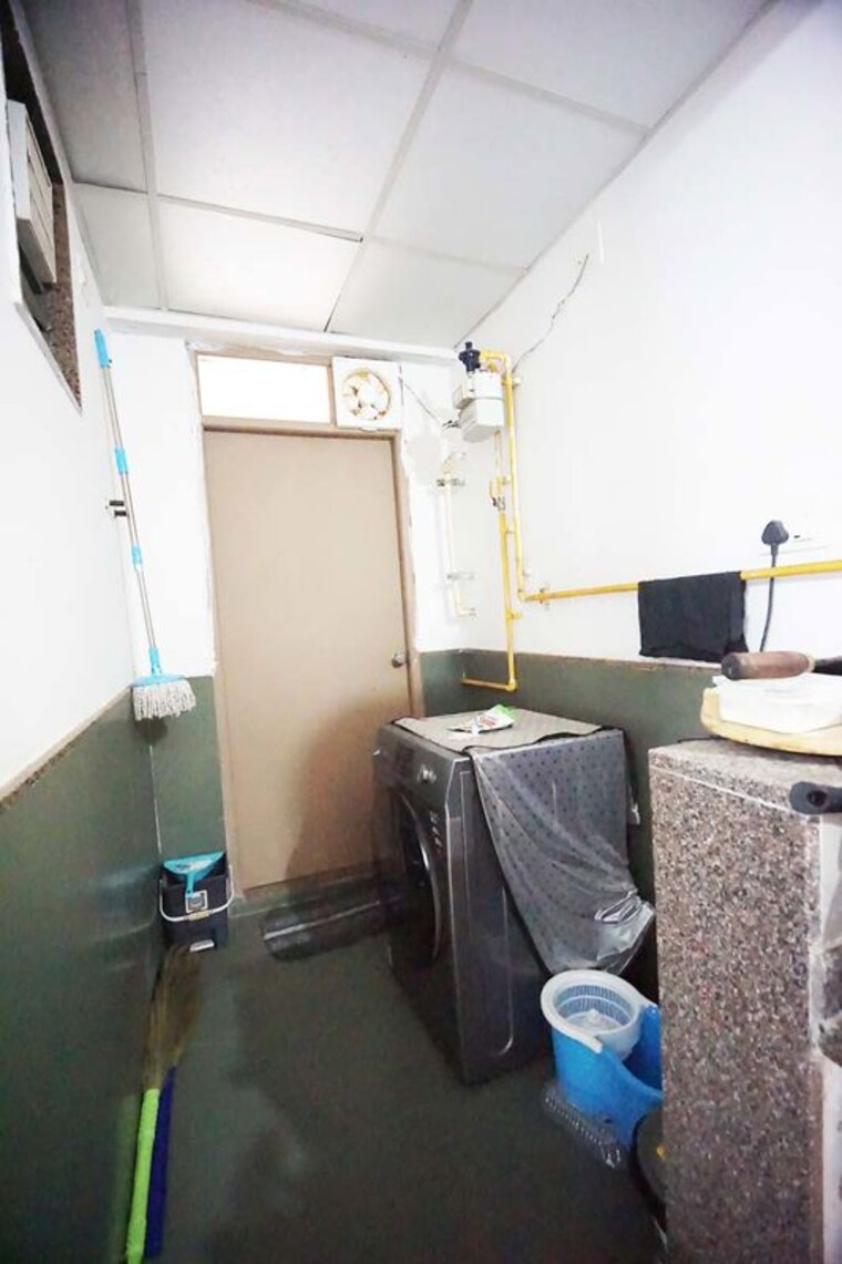 Team Area, vaishnodevi circle 3 Bedroom 145 Sq.Yd. Apartment In Vaishnodevi Circle Ahmedabad 10528731