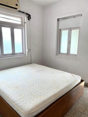 Bedroom in 1 BHK Apartment at Sunita Apartments, Colaba – for Rent