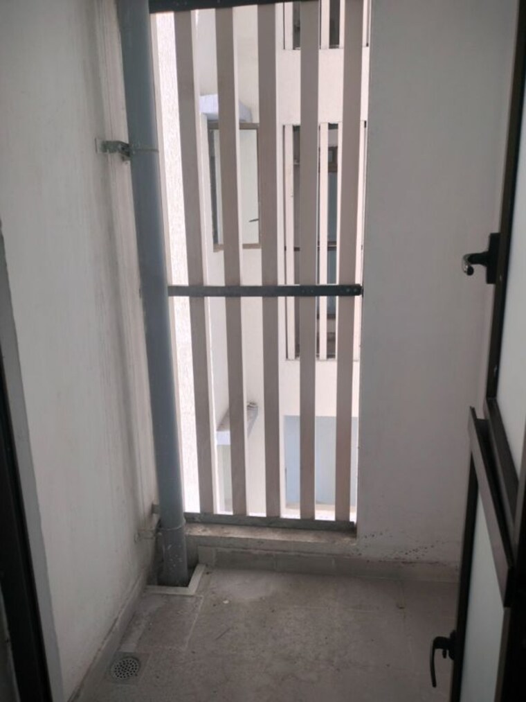 Balcony, kalpataru-immensa 3 Bedroom 900 Sq.Ft. Apartment In Kolshet Road Thane 10528779