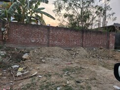 Plot For Sale in Sector 8