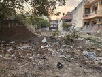 350 Sq.Yd. Plot in Sector 8