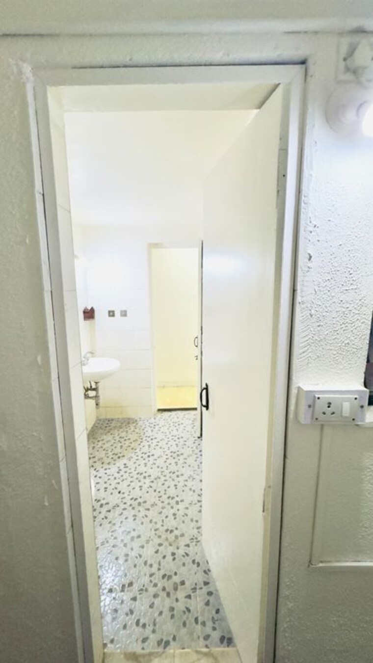 Bathroom, everest-heights 2 Bedroom 1300 Sq.Ft. Apartment In Viman Nagar Pune 10528683
