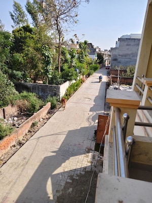 Balcony in 1 RK Independent House at Jankipuram – for Rent