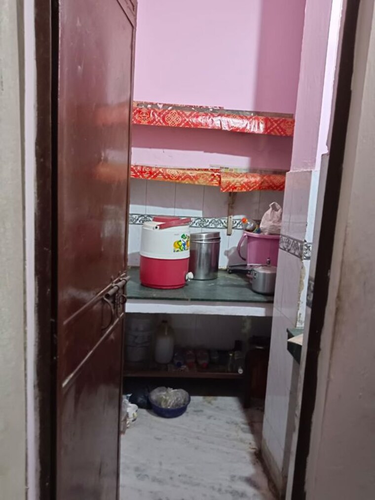 Kitchen, lajpat nagar 4 1 RK 395 Sq.Ft. Builder Floor In Lajpat Nagar 4 Delhi 10528838
