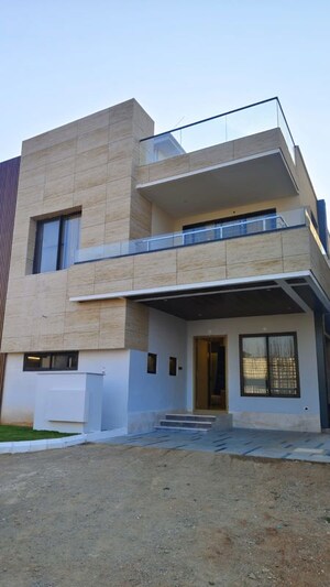 3 BHK Villa For Sale in Thumukunta