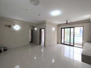Room in 2 BHK Apartment at Purva Atmosphere, Thanisandra Main Road – for Rent